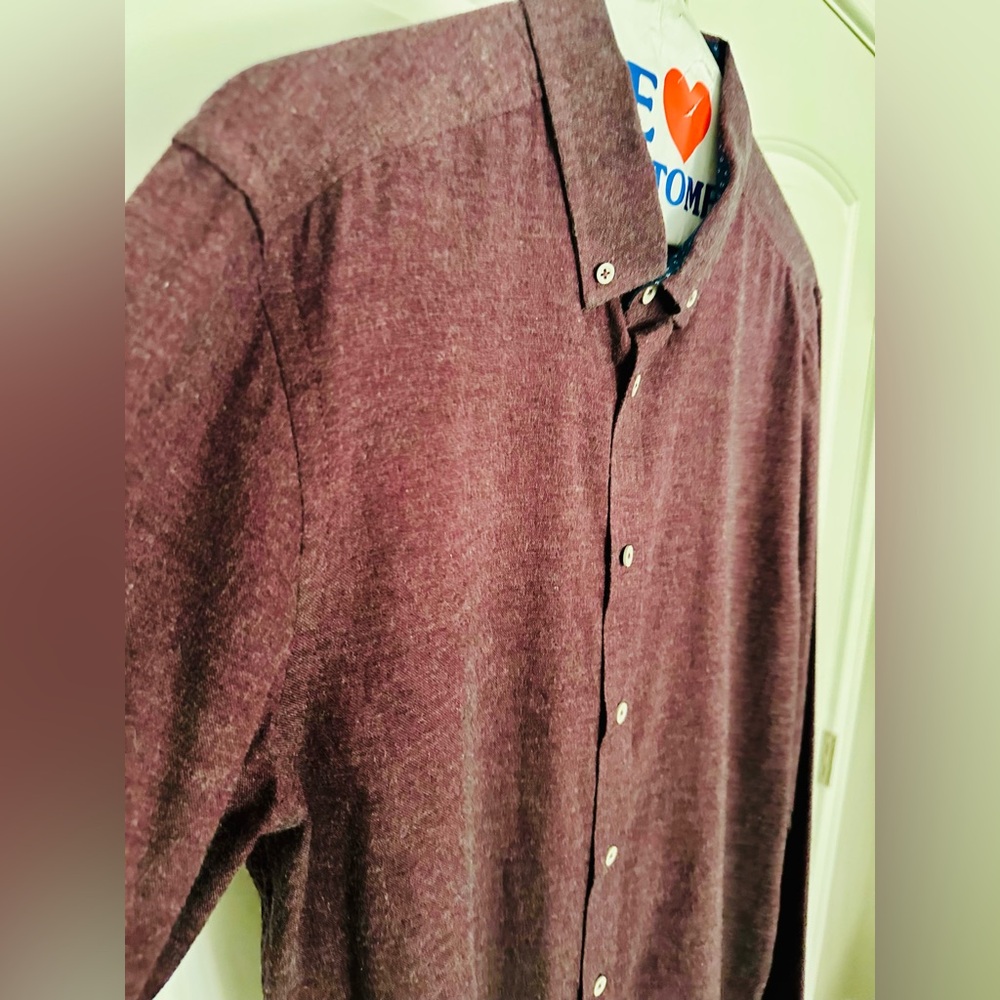 Heritage Report Men's Slim Button-Down Soft Flannel Shirt in Deep Burgundy - Picture 2 of 10